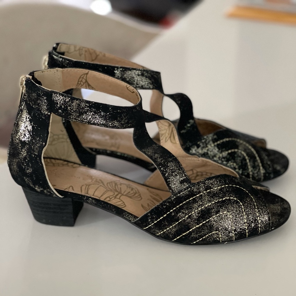 Joyfolie Ophelia dress shoes girls size 5Y